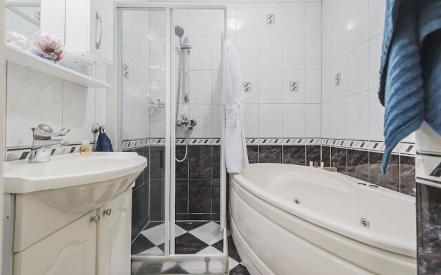 Апартаменты GM в Старопименовском пер., 16