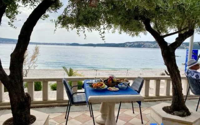 Segetski Dvori