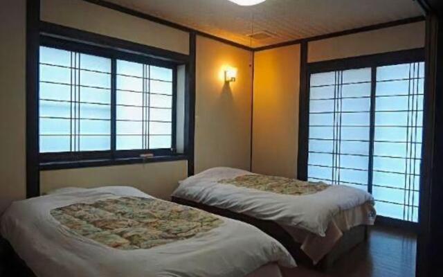 Mizuwake Minshuku Mura