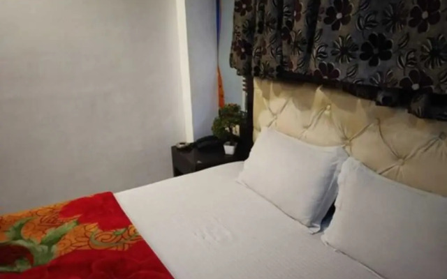 Hotel You  Me by ADB Rooms