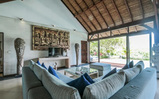 Villa Luna Maya