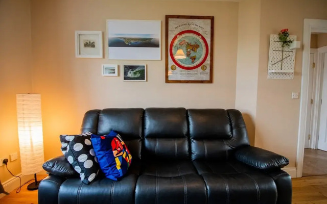 Modern Central Three Bedroom House