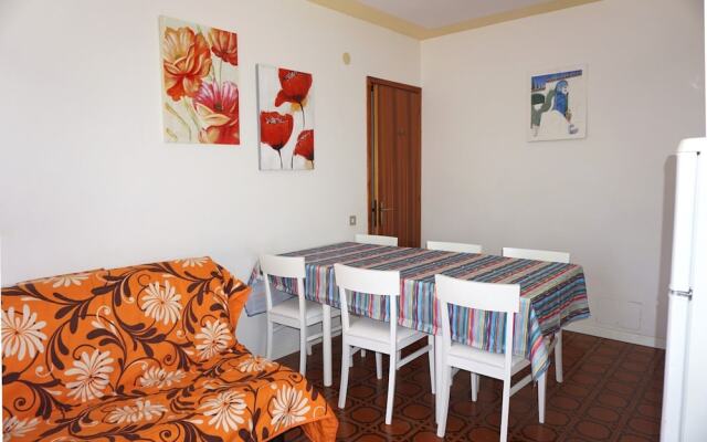 Great and Bright Apartment With Pool - Beahost