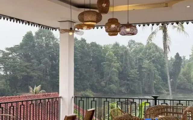 Sunin Hotel Dondet Riverside