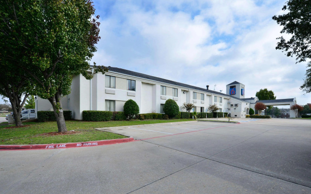Motel 6 Plano, TX - West - Frisco