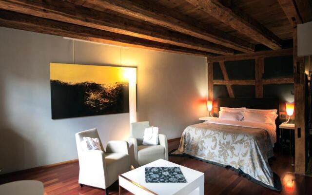 Le B. Suites, Chambres & Restaurant