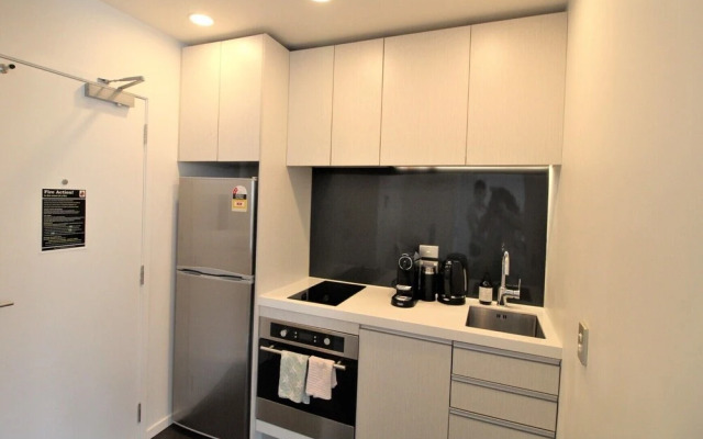 Couple's Getaway Walk Everywhere Studio