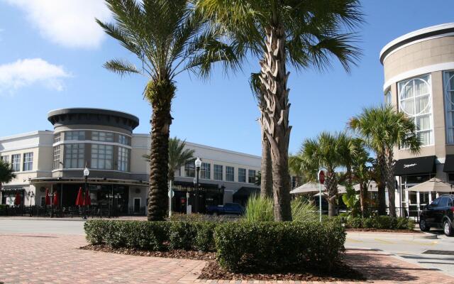 Hampton Inn & Suites Lake Mary At Colonial Townpark