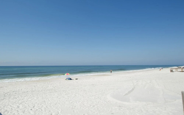 Palm Beach Club 2-249