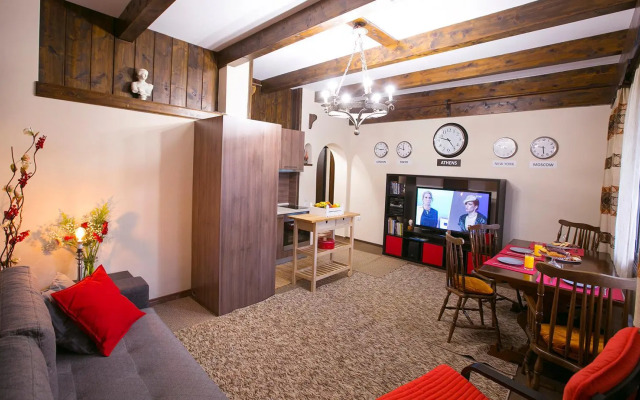 Spacious Apartment Next To Metro - Marousi