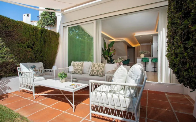 Magnificent 3BD Duplex With Pool. Aloha Golf II