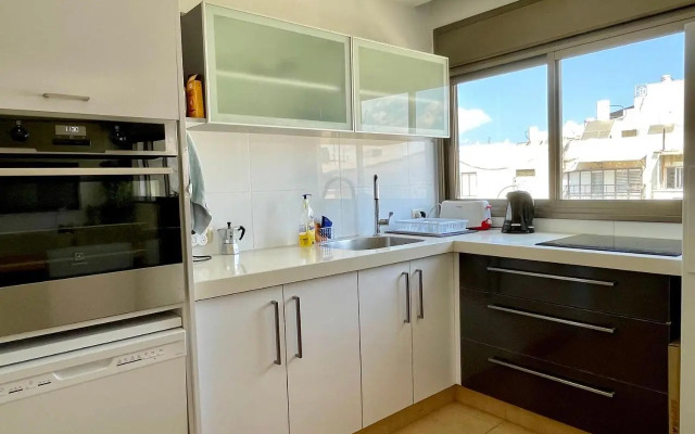 Beautiful 2-bedroom condo in the heart of Tel Aviv
