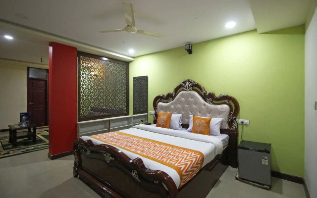 OYO 8496 Hotel SK Regency