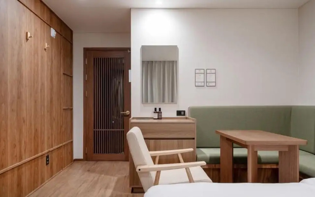 Simjak Hotel Dongtan By Aank