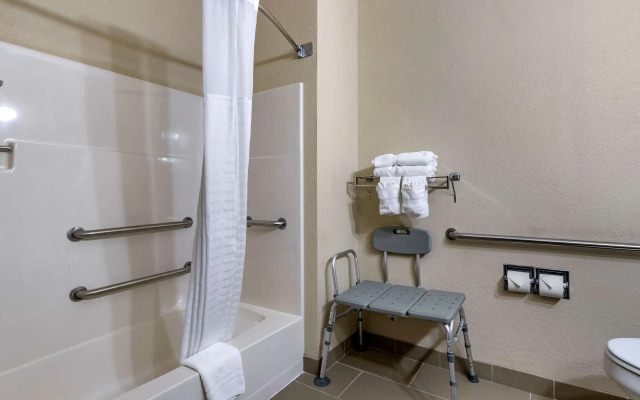 Comfort Inn Moline - Quad Cities