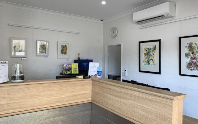 Metropolitan Hotel Orange