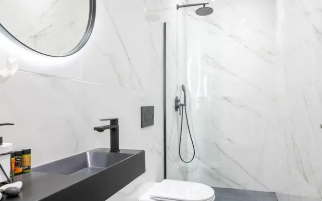 Acropolis Exclusive Apartment