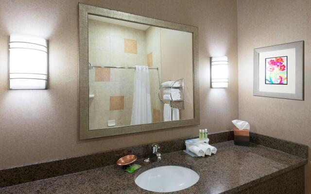 Holiday Inn Express Vernal-Dinosaurland by IHG