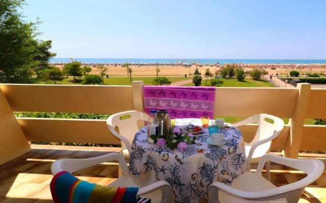 Condominio Carina
