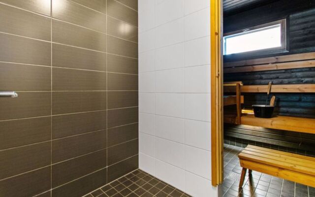 Skivillas 78 ukkohalla (7)