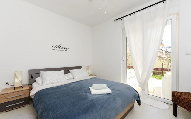 Deluxe Apartments Goya