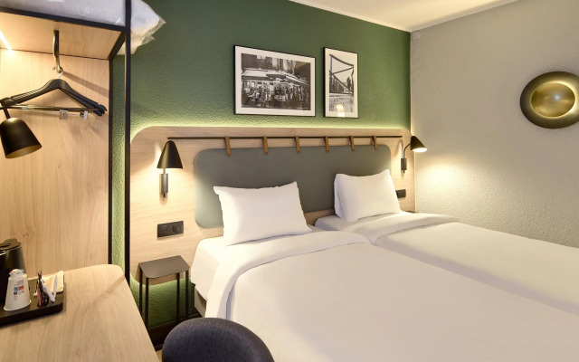 Campanile PRIME - Paris Porte d'Italie