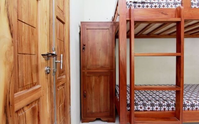 Ngampilan Backpacker Hostel