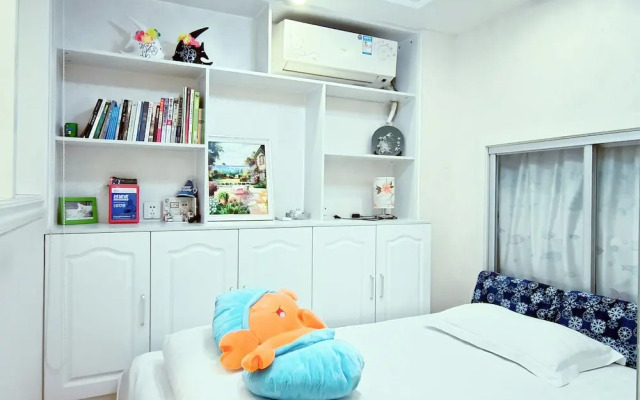 Railway Station Splendid Elegant Apartment