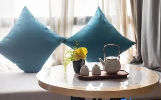 Shiyan Jiahua Holiday Hotel (Wuyan Shopping Mall People's Hospital Branch)