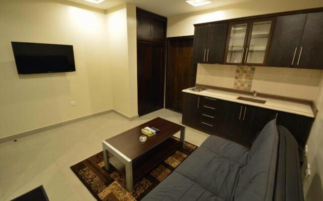 Stars Home Suites Hotel