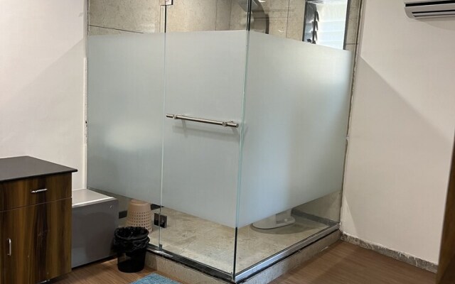 Hotel Niraj International