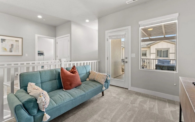 Southern Utah Adventure Gateway 6 Bedroom Townhouse