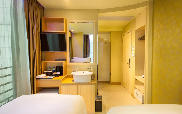 Harbour Bay Hotel
