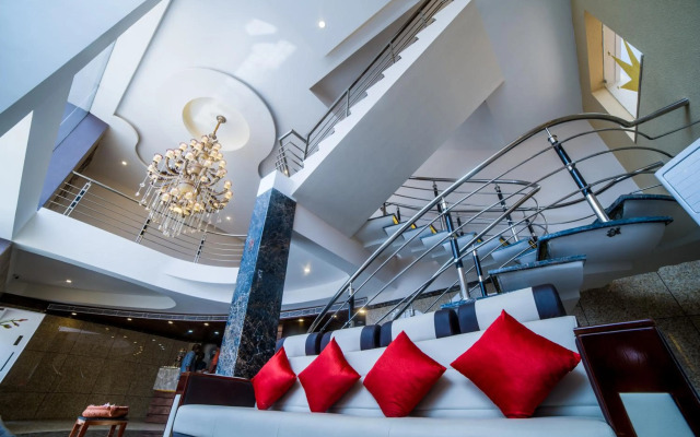 OYO 14759 Hotel President