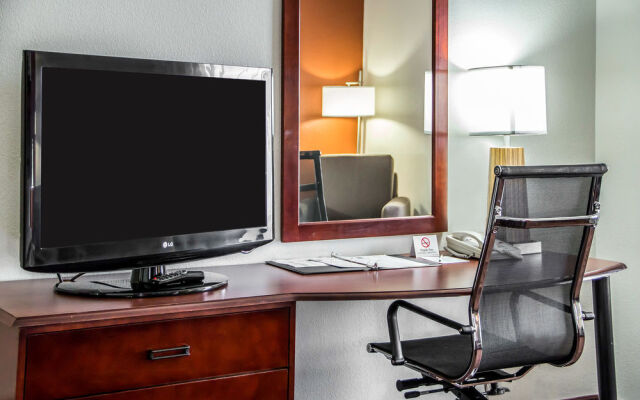 Sleep Inn & Suites
