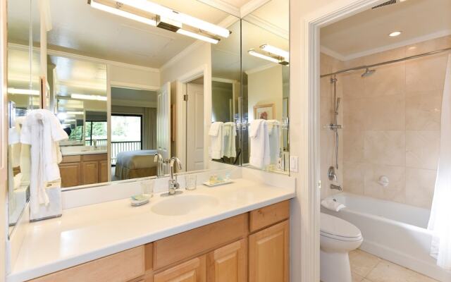 760 S At Silverado 1 Bedroom Condo by RedAwning