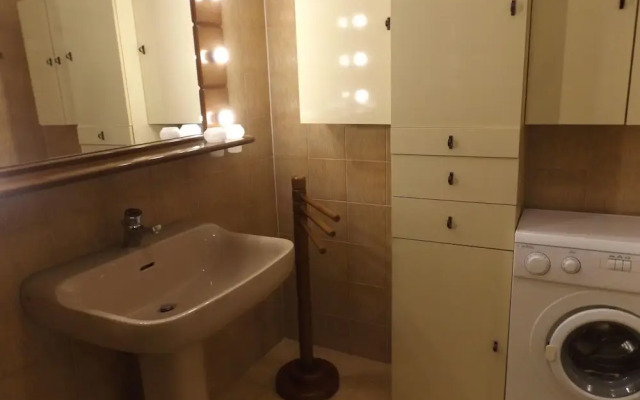 Apartment in Garda With Lake View