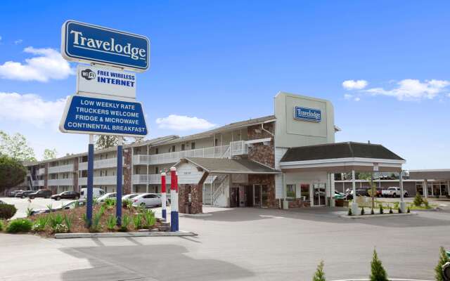 Travelodge by Wyndham Port of Tacoma WA