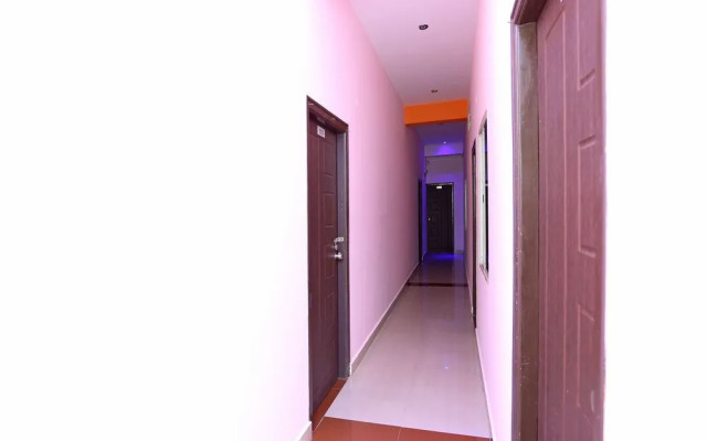 Kaaranji Residency by OYO Rooms