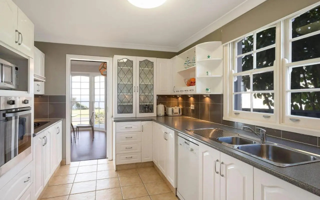 31 McMillan Crescent