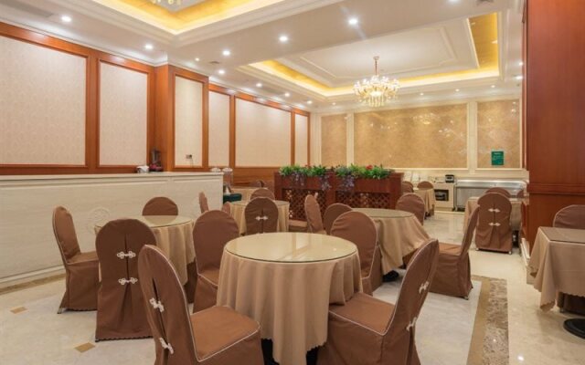 Vienna International Hotel (Shenzhen Bantian Huancheng South Road)