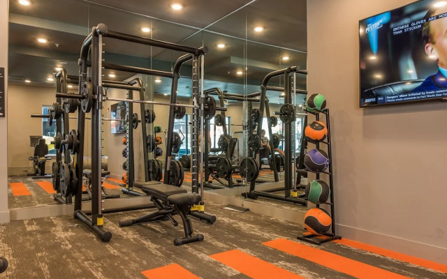 FRONTDESK 111 W Main St Apts Downtown Louisville