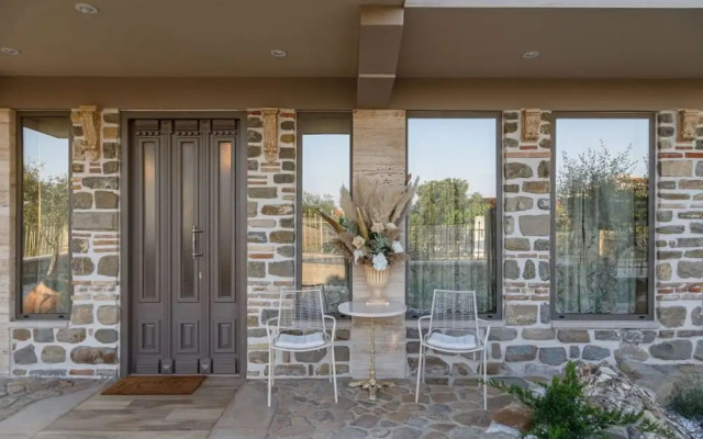 Lithos Messolongi Paradise - A Luxurious Retreat