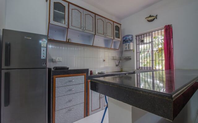 OYO 16979 Home Pool View 2 BHK Siolim