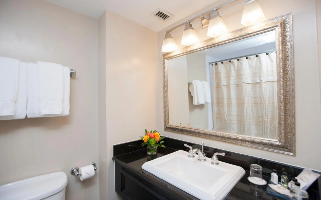 Old Stone Inn Boutique Hotel
