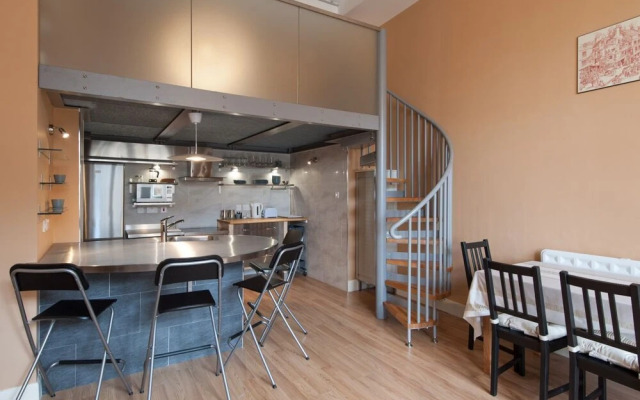 Royal Mile Mansions Apartment
