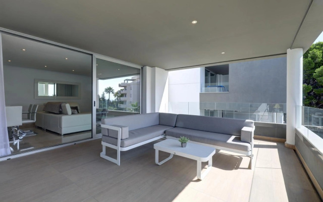 New Modern 3 Bed Apartment Puerto Banus