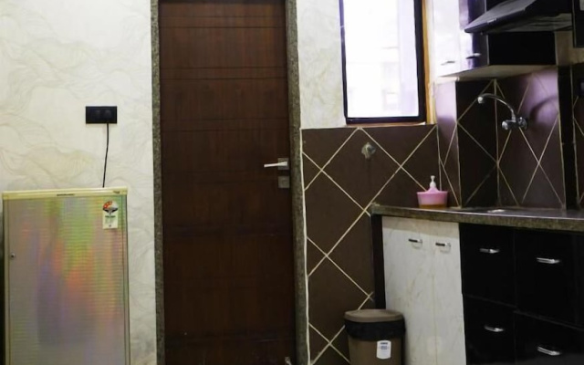 Stay10 Luxury Service Apartment