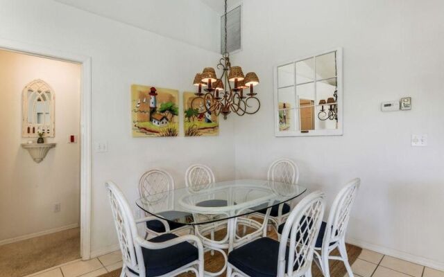 Plantation Court Home