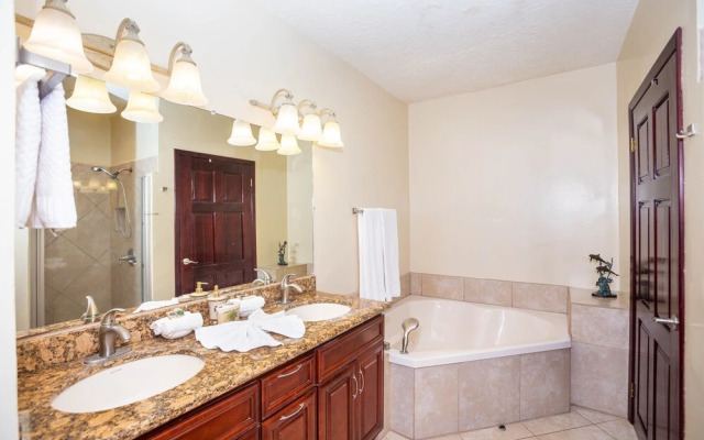 Villa Del Playa Penthouse #5